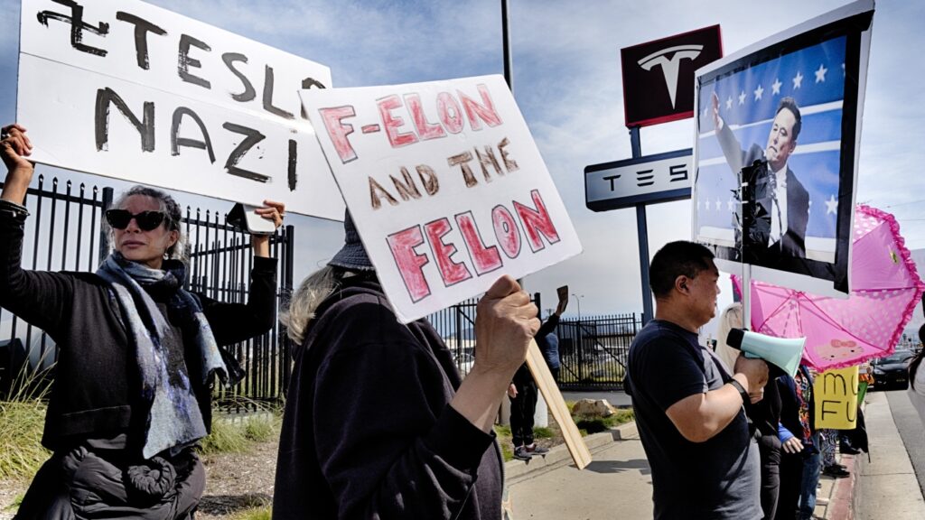 'Tesla Takedown' campaign aims for its biggest protest weekend yet : NPR