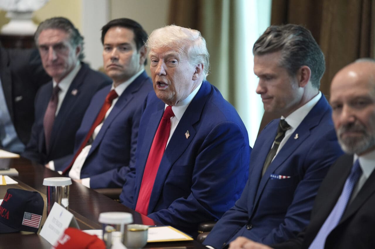Trump effectively shuts down campaign finance watchdog
