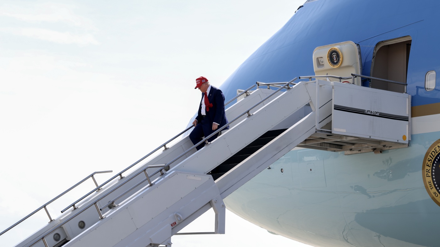 Qatar's plane for Trump fuels ethical concerns : NPR
