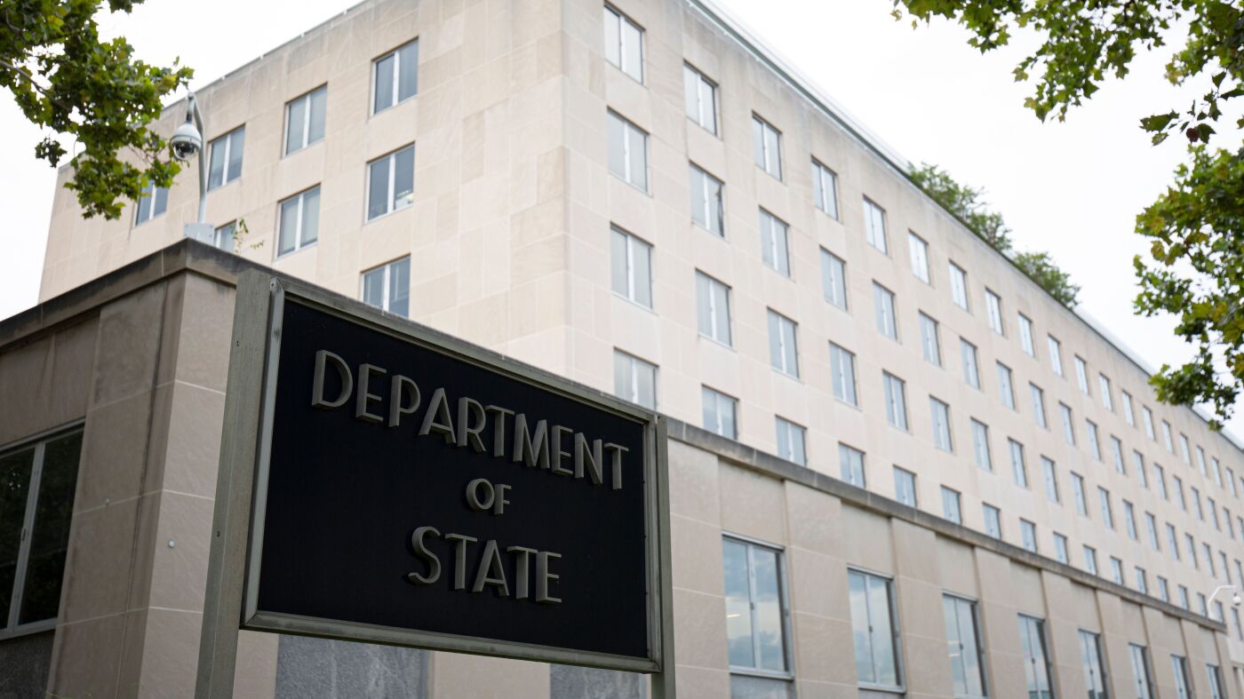 Fulbright board resigns over alleged political interference : NPR