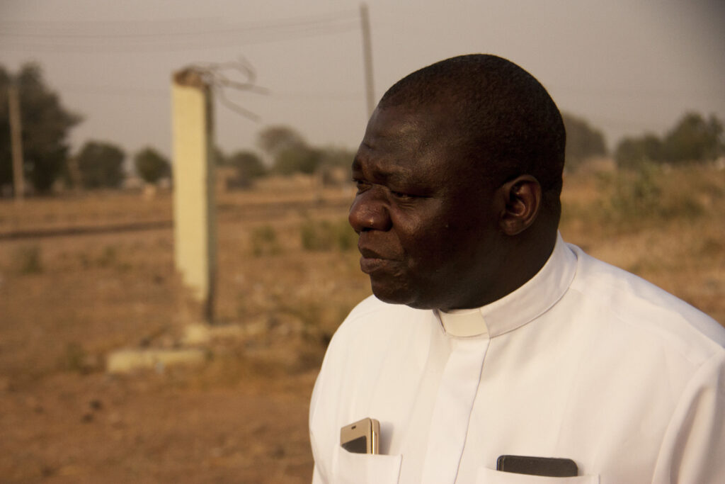 Nigerian Bishop urges prayer for priest kidnapped by Islamists