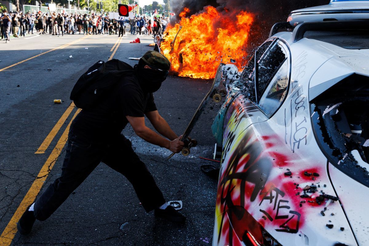 DHS Reports 830 Rise in Assaults on ICE Amid Anti-ICE The Moral Compass News DHS blames media, Dems for 830% rise in assaults on ICE agents