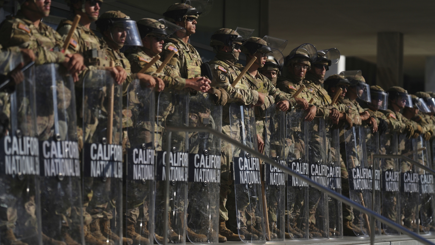 Pentagon withdraws 2,000 National Guard troops in Los Angeles : NPR