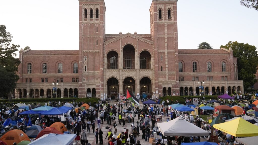 UCLA reaches $6 million settlement with Jewish students over campus protests : NPR