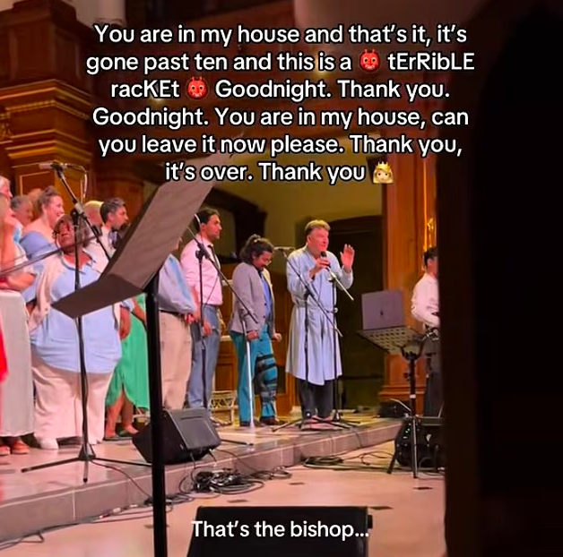 Bishop apologises after ordering choir to leave his church