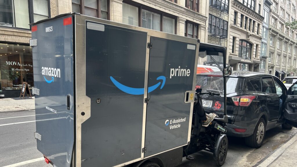 Amazon settles U.S. lawsuit over Prime subscriptions : NPR