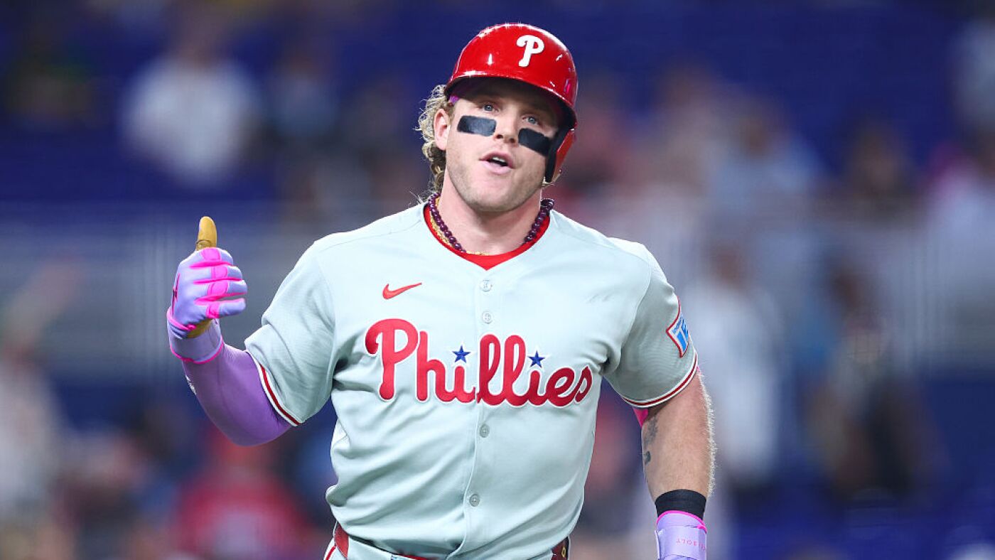 Phillies Fan Gets Special Treats After Viral Home Run Ball The Moral Compass News Young Phillies fan is gifted swag after adult fan takes his home run ball : NPR