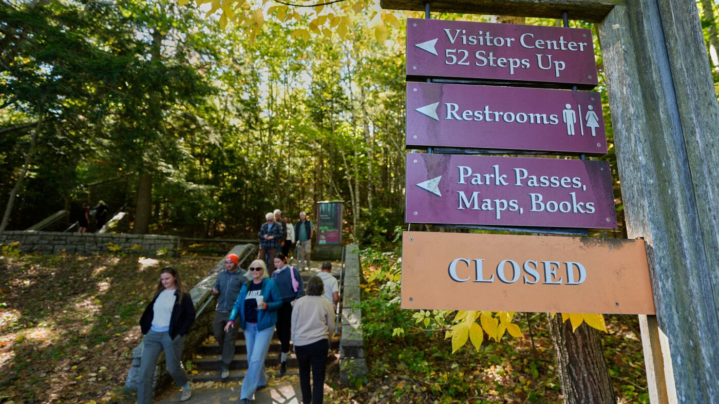 National Parks Struggle Amid Government Shutdown States Step In The Moral Compass News National parks caught in the crosshairs of government shutdown : NPR