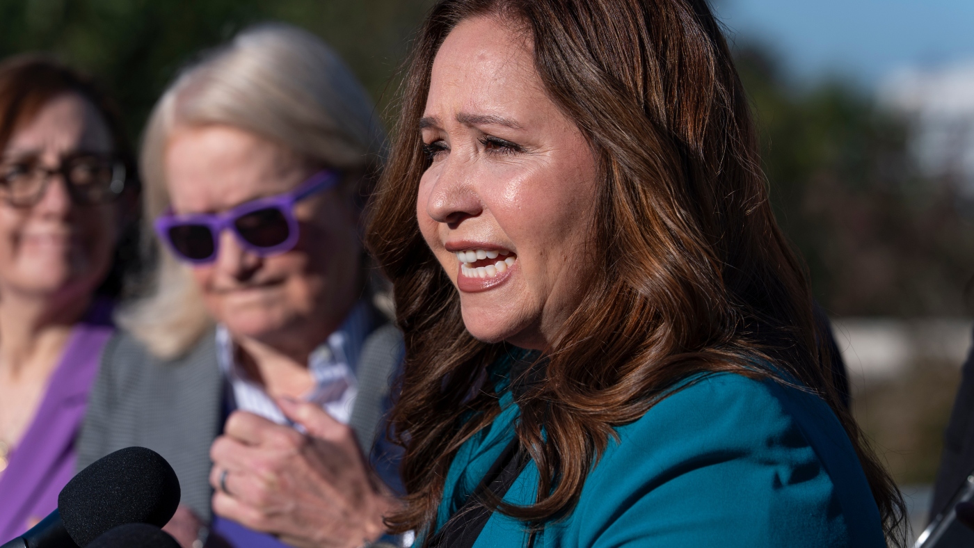 Rep-elect Grijalvas Swearing-in Delayed Amid Government Shutdown The Moral Compass News Adelita Grijalva can force a vote on the Epstein files, but she's still not sworn in : NPR
