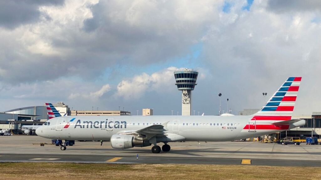 Airbus calls for 'immediate' software upgrade to A320 aircraft : NPR