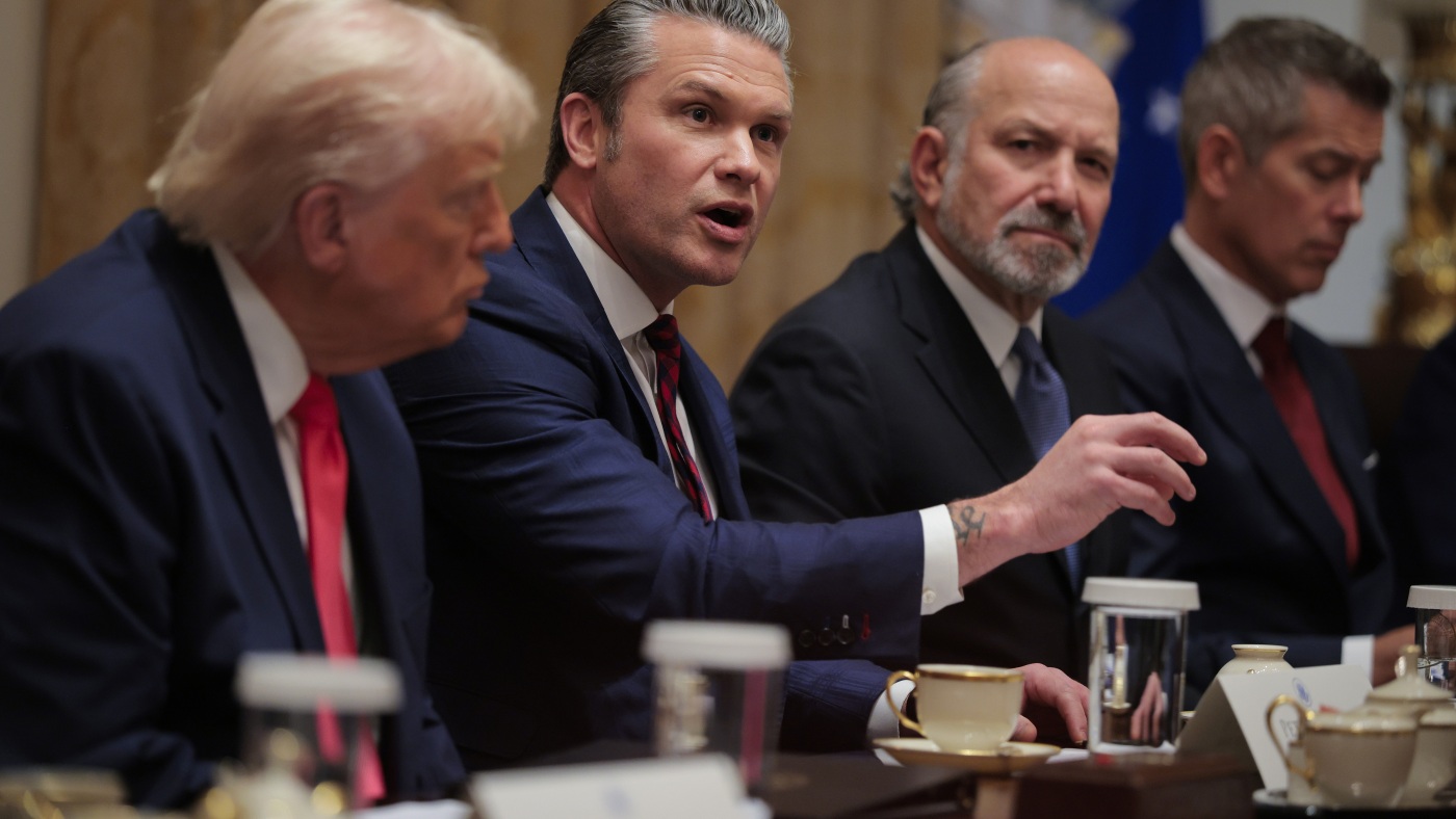 White House justifies strikes on boat survivors, but it's unclear where buck stops : NPR