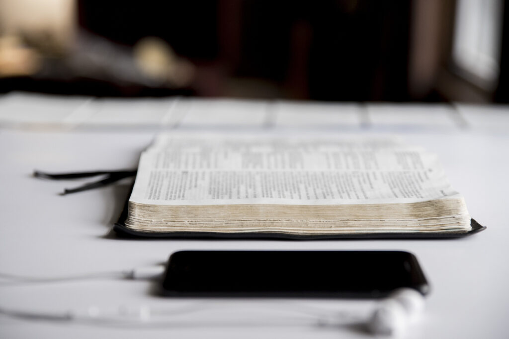 2 Timothy 3:16 is Logos' Bible verse of the year, Matthew was the most studied book