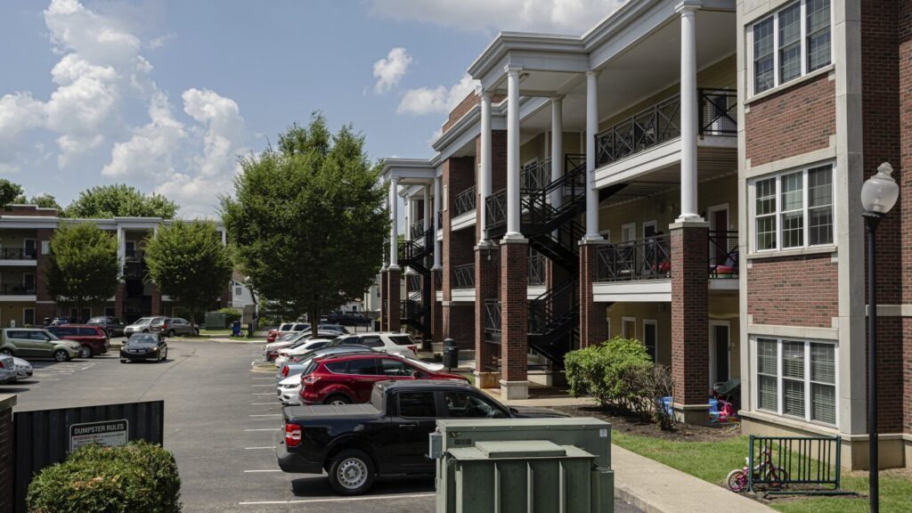 HUD proposes time limits for rental aid : NPR