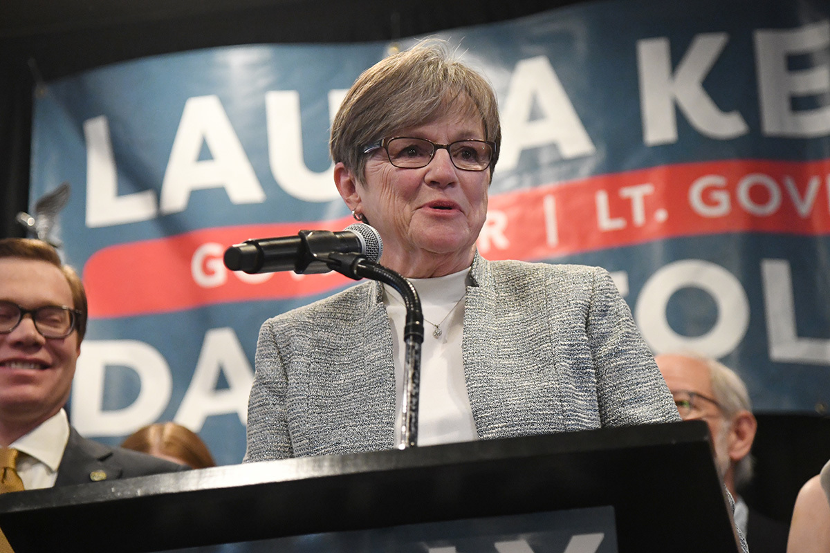 Kansas lawmakers override Dem. gov's veto of trans bathroom bill