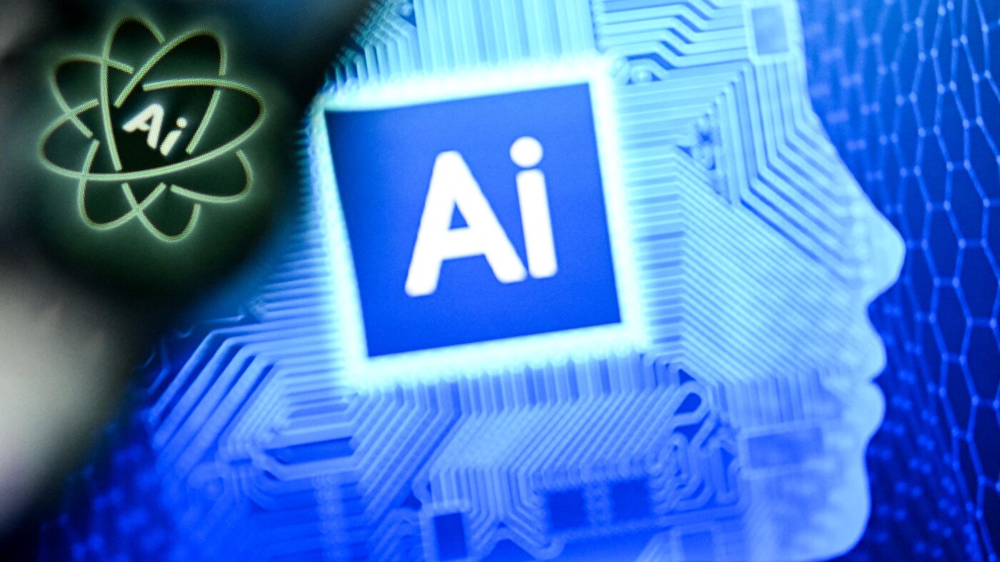 Exploring AIs Impact on Jobs and Economy A Planet Money The Moral Compass News 'Pro-worker AI,' streaming fatalities, and other fascinating new economic studies : Planet Money : NPR