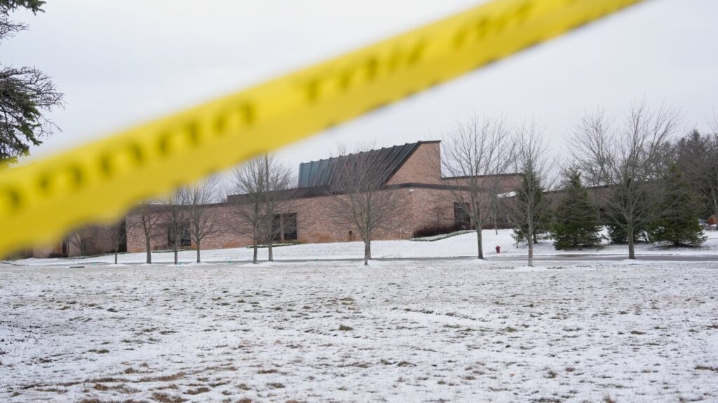 2 young people arrested in alleged plot to attack Houston synagogue : NPR