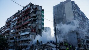 Death toll in attack on Kyiv apartment building now stands at 24 : NPR