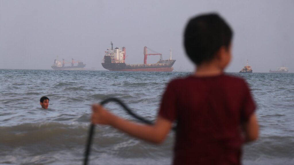 U.S. military says it intercepted Iranian attacks on 3 Navy ships in Strait of Hormuz : NPR
