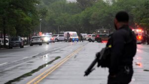 Secret Service fatally shoots suspect outside White House checkpoint : NPR