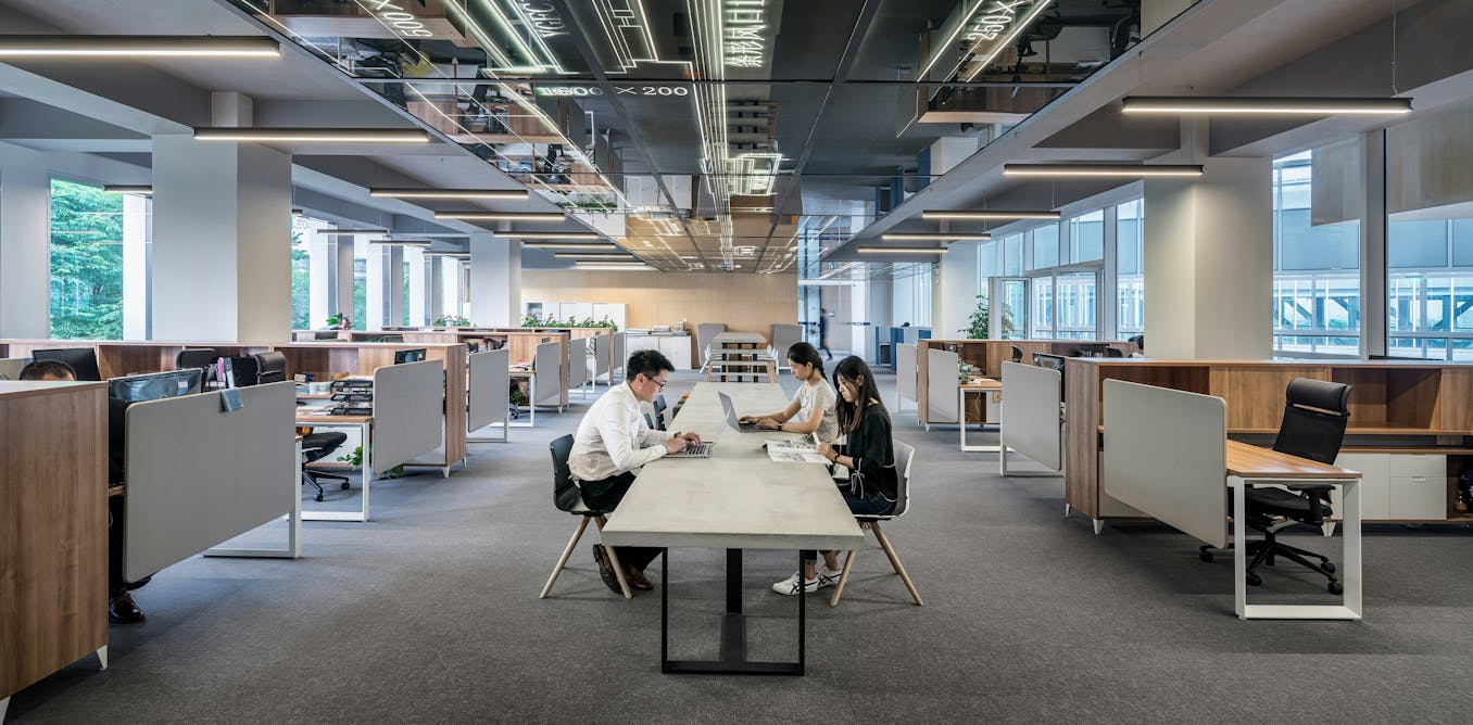 Hybrid work is not always the golden compromise employees expect – even as more companies implement it