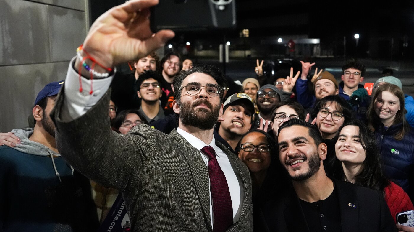 Influencers in Politics Turning Online Views into Real Votes The Moral Compass News Do internet super stars matter in elections? : NPR
