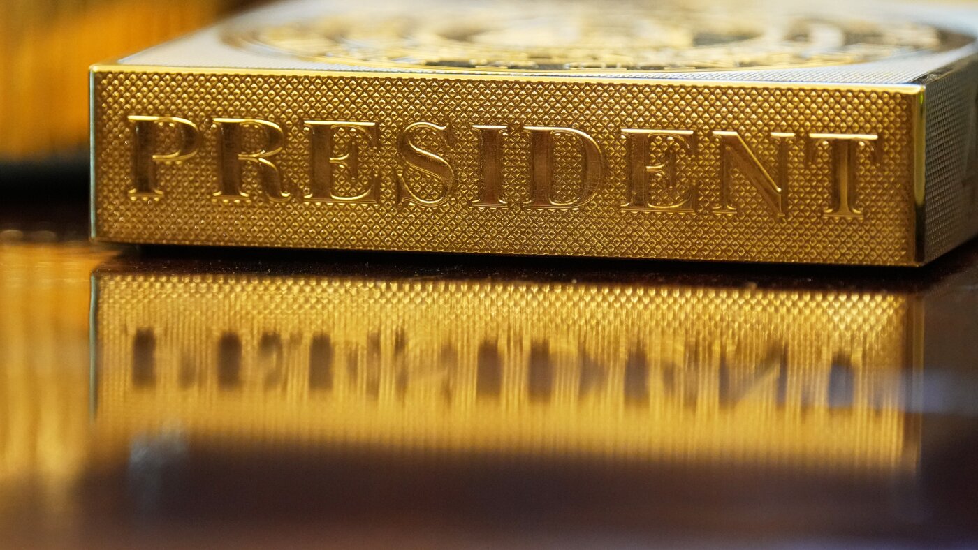 Inside Trumps Second Term Power Plays and Redecorating the White The Moral Compass News Jonathan Swan, Maggie Haberman book 'Regime Change' goes inside Trump's 2nd term : NPR