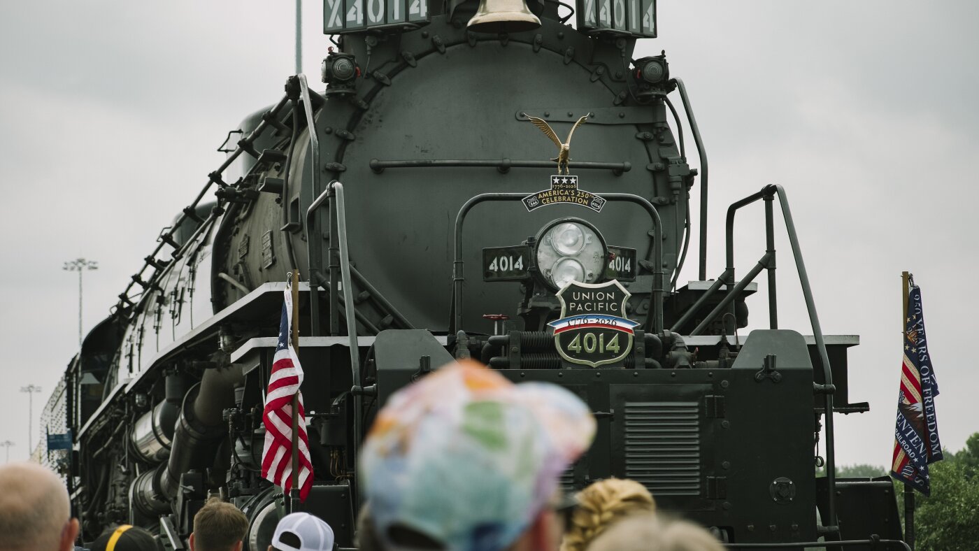 Union Pacifics Big Boy No 4014 Steams Across for 250th The Moral Compass News The Big Boy steam locomotive celebrates America 250 with a cross-country tour : NPR
