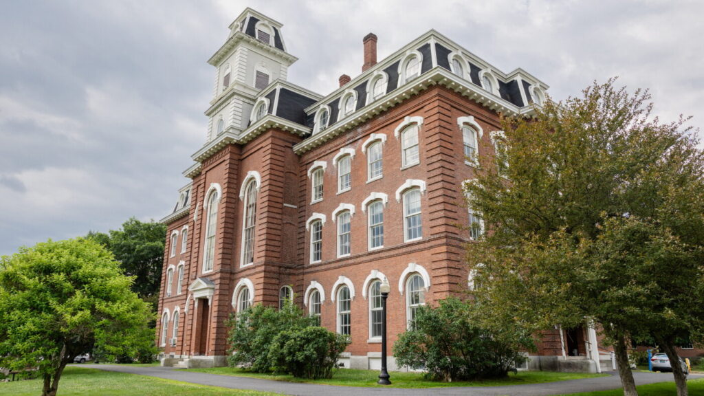 Greenway Institute Aims to Transform Higher Education in Vermont The Moral Compass News Reinventing college from scratch in Vermont : NPR
