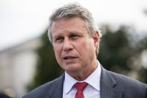 Rep Huizengas Office Linked to Lobbying A Revolving Door Issue The Moral Compass News Huizenga’s revolving door: at least a dozen staffers became lobbyists