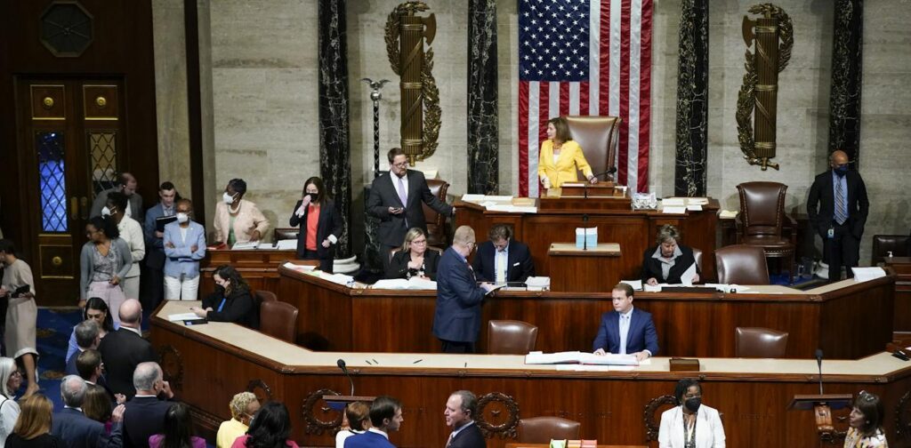 Federal spending on climate change before 2024 election boosted incumbents The Moral Compass News Federal spending on climate change before 2024 election boosted incumbents of both parties