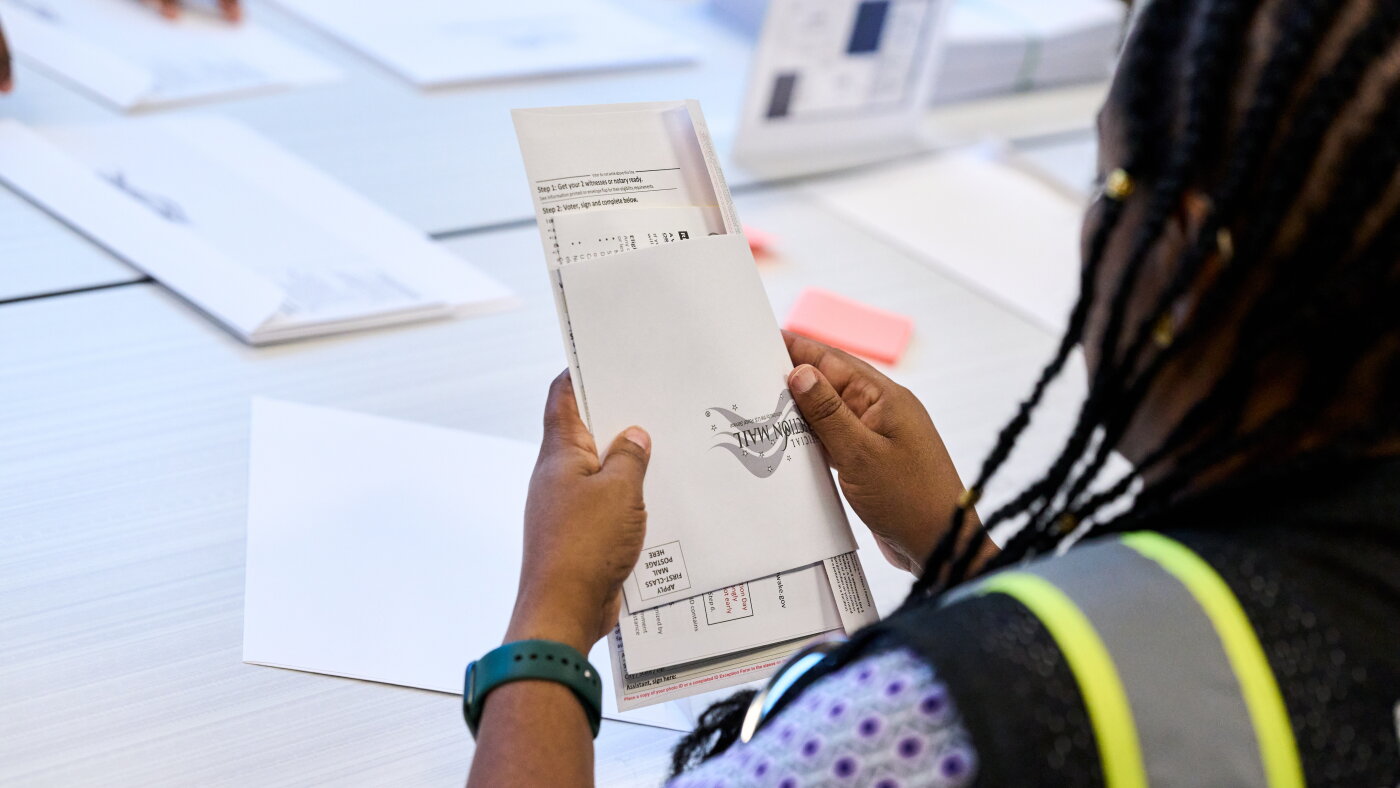 USPS changes risk late postmarks urging alternatives for mail ballots The Moral Compass News Why mail-in ballots may get rejected for late USPS postmarks : NPR